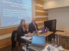 Namestnik varuha Ivan Šelih in sodelavka DPM Katarina Vučko