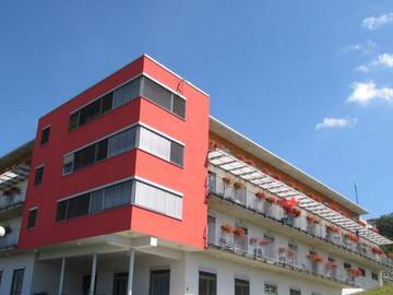 Slika stavbe centra starejših Idila