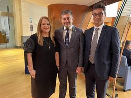 Od leve proti desni: Ciprska ombudsmanka Maria Stylianou Lottides, ukrajinski ombudsman Dimytro Lubinets in varuh človekovih pravic Peter Svetina.