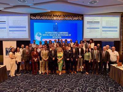 Udeleženci srečanja v Prištini