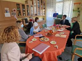 Varuh in direktorica strokovne službe v pogovoru z vodstvom Doma ob Savinji